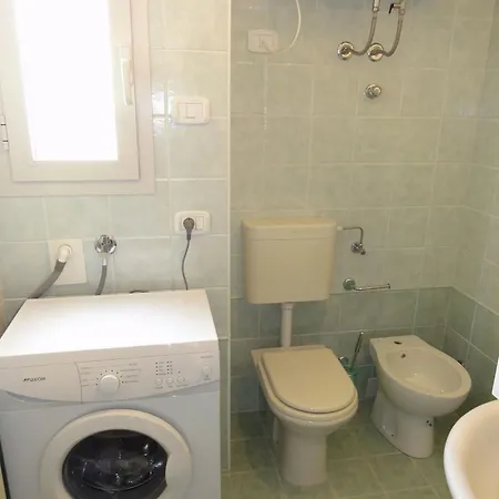 With Pool And Solarium Access Apartman